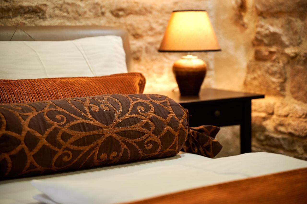 Rustic Apartments Sv Frane In The Old Town Sibenik Exterior photo