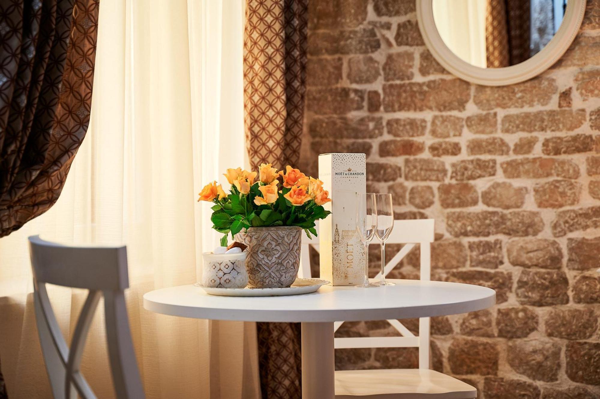Rustic Apartments Sv Frane In The Old Town Sibenik Exterior photo
